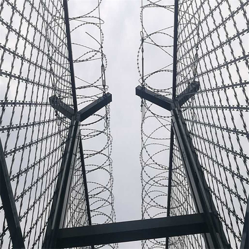 看守所、拘留所需要安裝防攀爬金屬隔離網(wǎng)警戒隔離網(wǎng)
